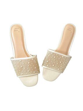 Cream Pearl Slide Sandals Size 11 | Minimal Chic Aesthetic Summer Flats